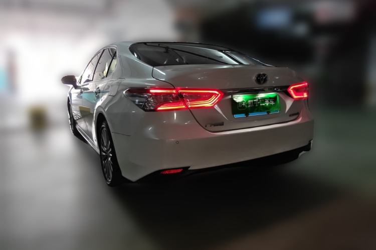 Used Toyota Camry 2018 Dual-Engine 2.5 HG Luxury Edition Rear Left 45 Deg
