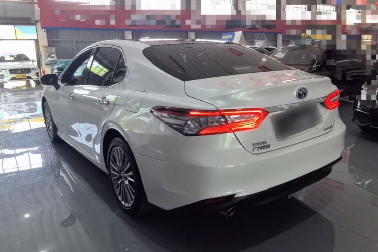 Used Toyota Camry 2018 Dual-Engine 2.5 HG Luxury Edition Rear Left 45 Deg