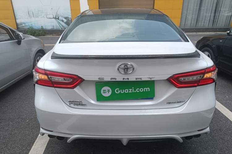Used Toyota Camry 2018 2.0S FENGSHANG Edition Rear
