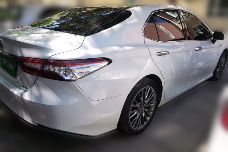 Used Toyota Camry 2018 Dual-Engine 2.5 HG Luxury Edition Rear Right 45 Deg