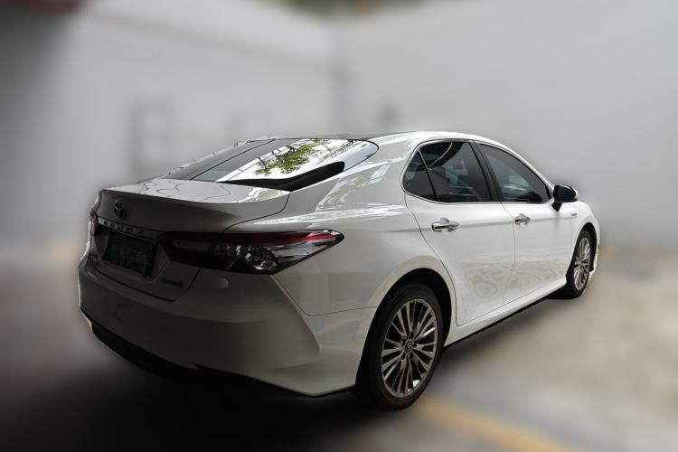Used Toyota Camry 2018 Dual-Engine 2.5 HG Luxury Edition Rear Right 45 Deg