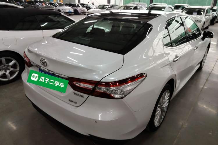 Used Toyota Camry 2018 2.5G Luxury Edition Rear Right 45 Deg