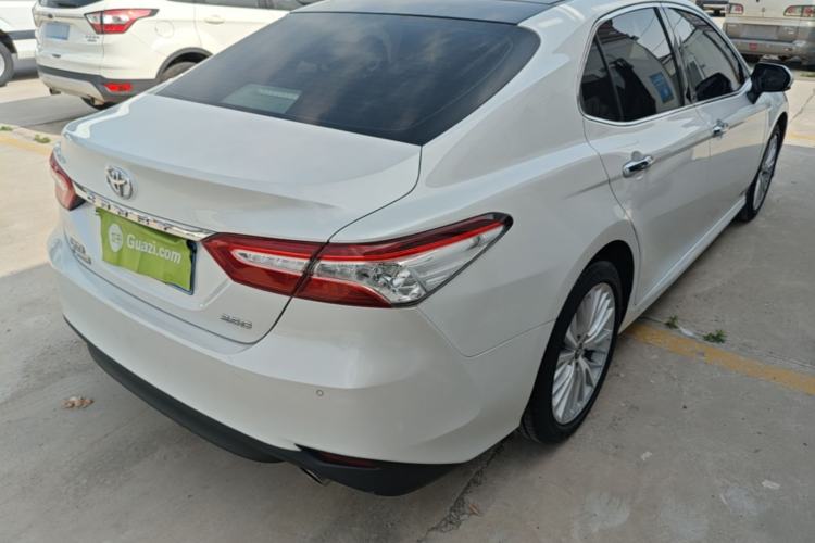 Used Toyota Camry 2018 2.5G Luxury Edition Rear Right 45 Deg