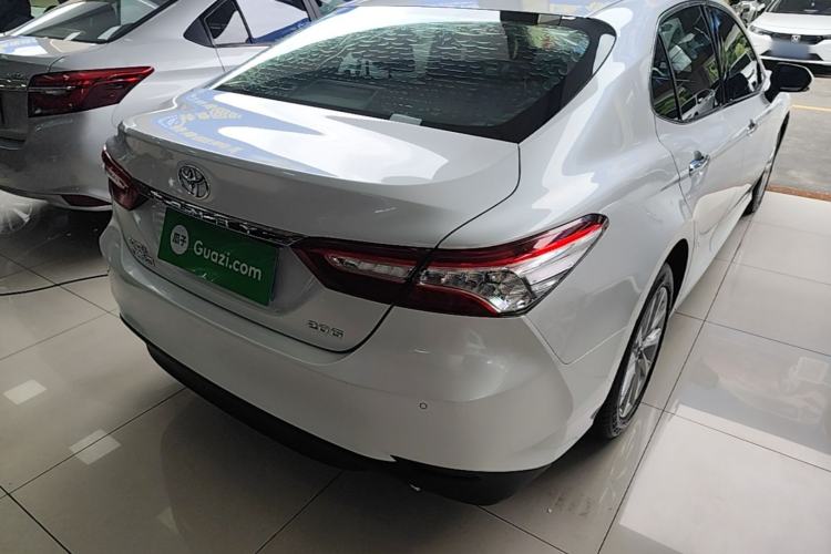 Used Toyota Camry 2018 2.0G Luxury Edition Rear Right 45 Deg