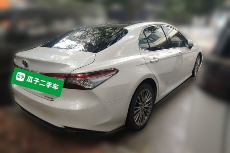 Used Toyota Camry 2018 Dual-Engine 2.5 HG Luxury Edition Rear Right 45 Deg