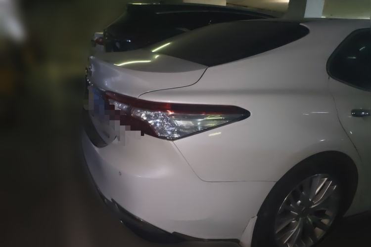 Used Toyota Camry 2018 2.5G Luxury Edition Rear Right 45 Deg