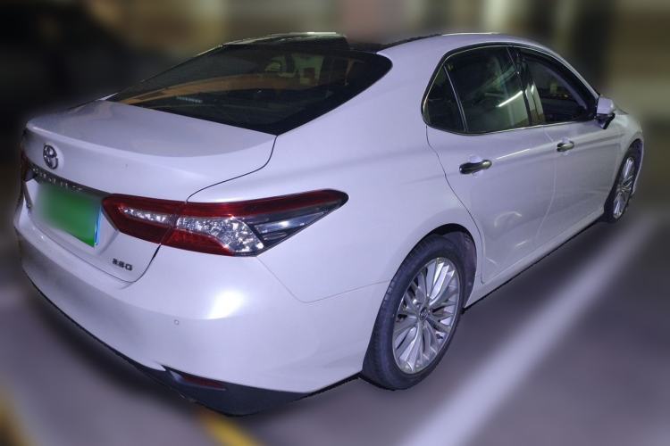 Used Toyota Camry 2018 2.5G Luxury Edition Rear Right 45 Deg