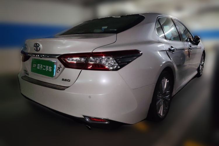 Used Toyota Camry 2018 2.5G Luxury Edition Rear Right 45 Deg