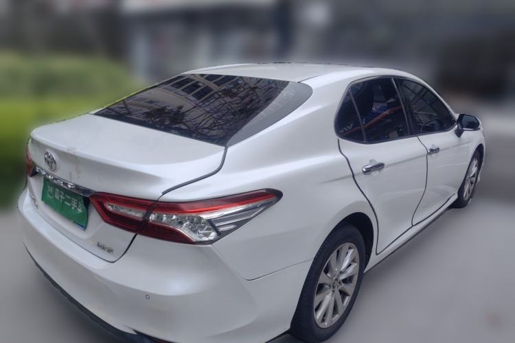 Used Toyota Camry 2018 2.0G Luxury Edition Rear Right 45 Deg