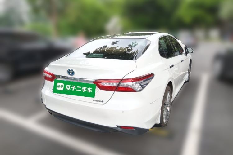 Used Toyota Camry 2018 Dual-Engine 2.5 HG Luxury Edition Rear Right 45 Deg