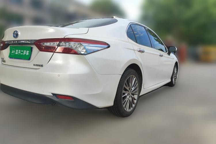 Used Toyota Camry 2018 Dual-Engine 2.5 HG Luxury Edition Rear Right 45 Deg