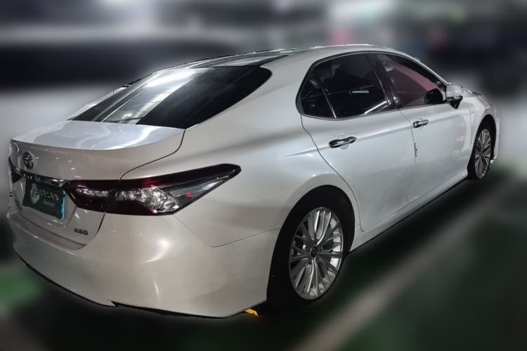 Used Toyota Camry 2018 2.5G Luxury Edition Rear Right 45 Deg