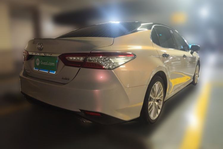 Used Toyota Camry 2018 2.5G Luxury Edition Rear Right 45 Deg