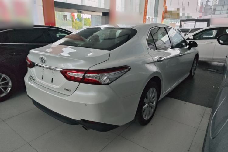Used Toyota Camry 2018 2.0G Luxury Edition Rear Right 45 Deg