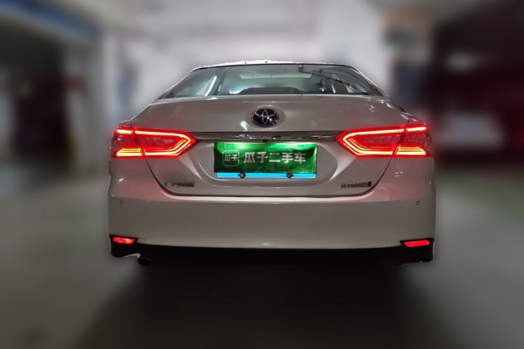 Used Toyota Camry 2018 Dual-Engine 2.5 HG Luxury Edition Rear