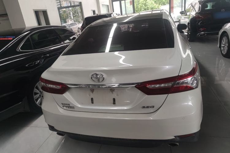 Used Toyota Camry 2018 2.5G Luxury Edition Rear