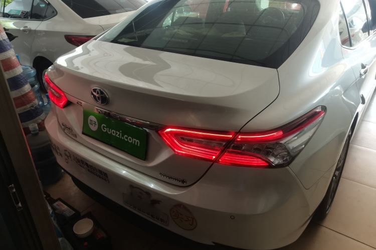 Used Toyota Camry 2018 Dual-Engine 2.5 HG Luxury Edition Rear