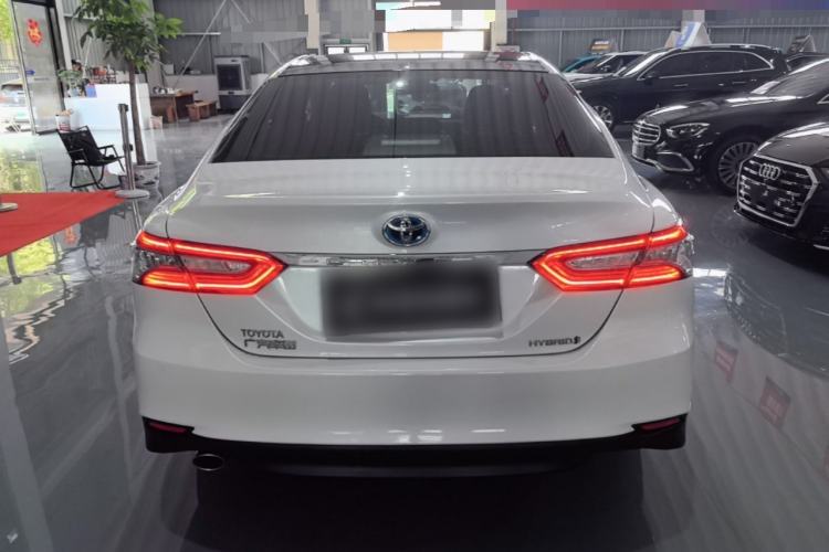 Used Toyota Camry 2018 Dual-Engine 2.5 HG Luxury Edition Rear