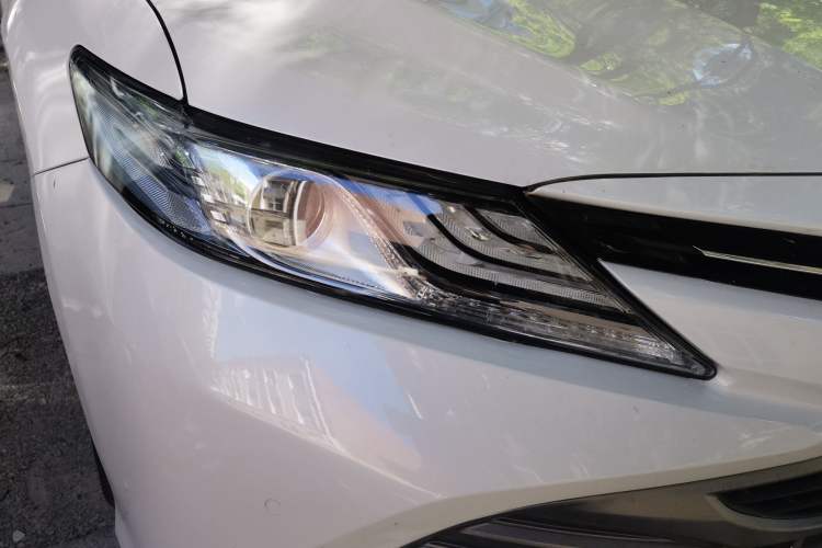 Used Toyota Camry 2018 Dual-Engine 2.5 HG Luxury Edition Right Front Headlight