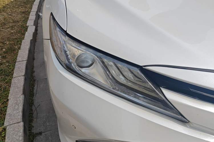 Used Toyota Camry 2018 Dual-Engine 2.5 HG Luxury Edition Right Front Headlight