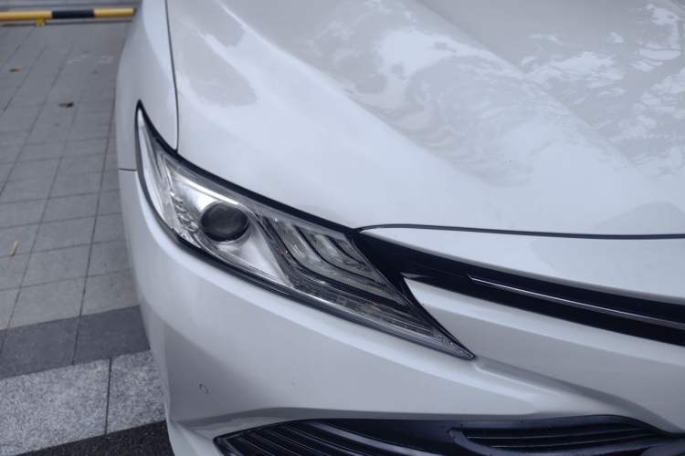 Used Toyota Camry 2018 2.0G Luxury Edition Right Front Headlight