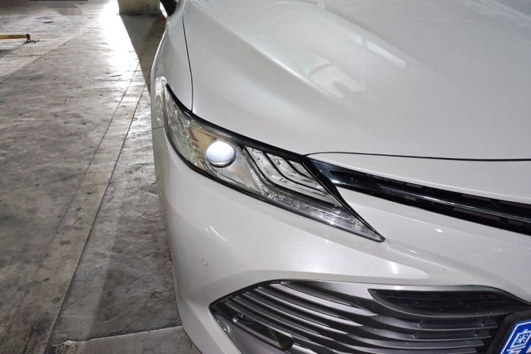 Used Toyota Camry 2018 2.0G Luxury Edition Right Front Headlight