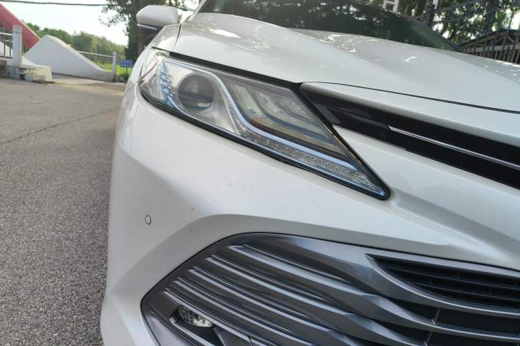 Used Toyota Camry 2018 Dual-Engine 2.5 HG Luxury Edition Right Front Headlight