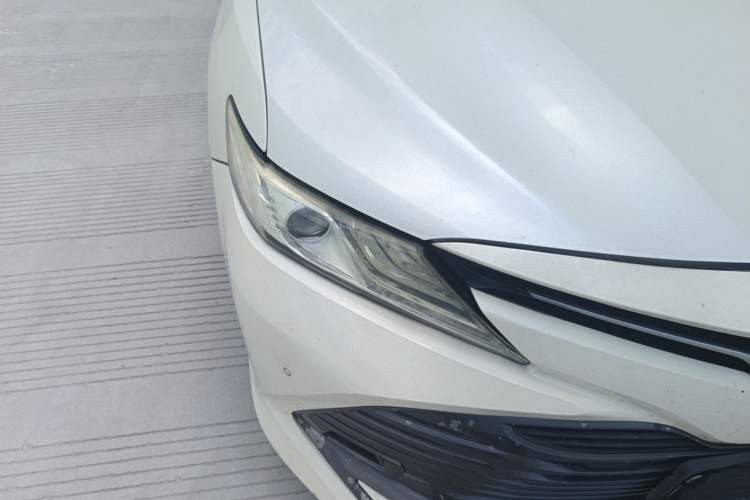 Used Toyota Camry 2018 2.5G Luxury Edition Right Front Headlight