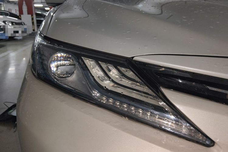 Used Toyota Camry 2018 Dual-Engine 2.5HQ Flagship Edition Right Front Headlight