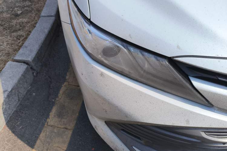 Used Toyota Camry 2018 2.5G Luxury Edition Right Front Headlight
