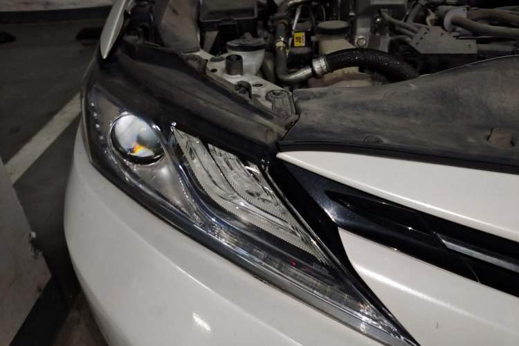 Used Toyota Camry 2018 Dual-Engine 2.5 HG Luxury Edition Right Front Headlight