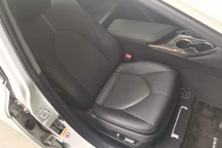 Used Toyota Camry 2018 2.5G Luxury Edition Right Front Seat