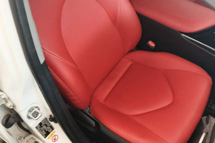Used Toyota Camry 2018 2.0S FENGSHANG Edition Right Front Seat