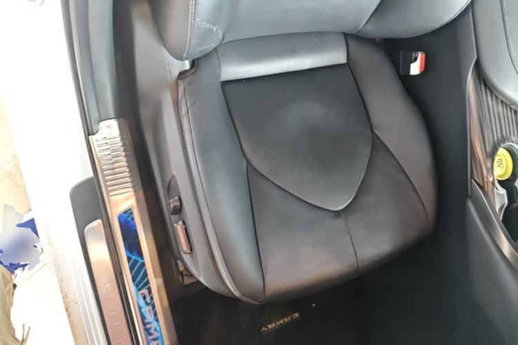 Used Toyota Camry 2018 2.5G Luxury Edition Right Front Seat
