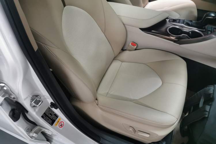 Used Toyota Camry 2018 2.5G Luxury Edition Right Front Seat