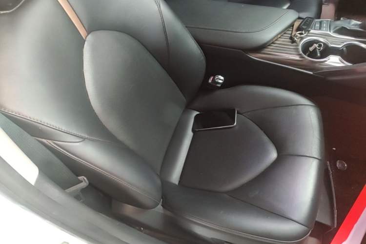 Used Toyota Camry 2018 2.5G Luxury Edition Right Front Seat