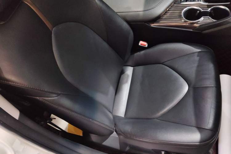 Used Toyota Camry 2018 2.5G Luxury Edition Right Front Seat