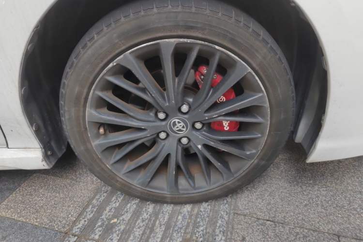 Used Toyota Camry 2018 2.5S Fēngshàng Edition Right Front Wheel Hub