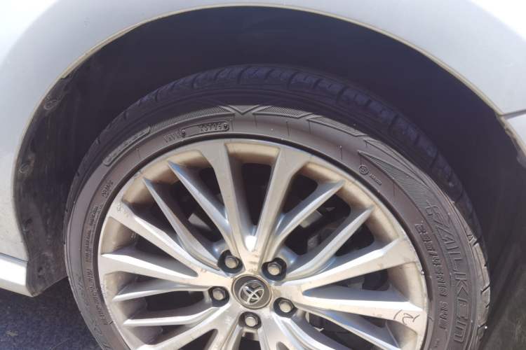 Used Toyota Camry 2018 2.5G Luxury Edition Right Front Wheel Hub