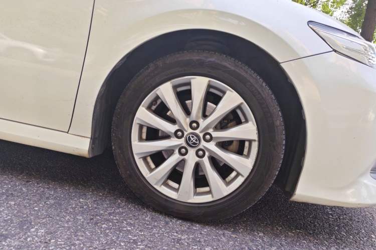 Used Toyota Camry 2018 2.0G Luxury Edition Right Front Wheel Hub