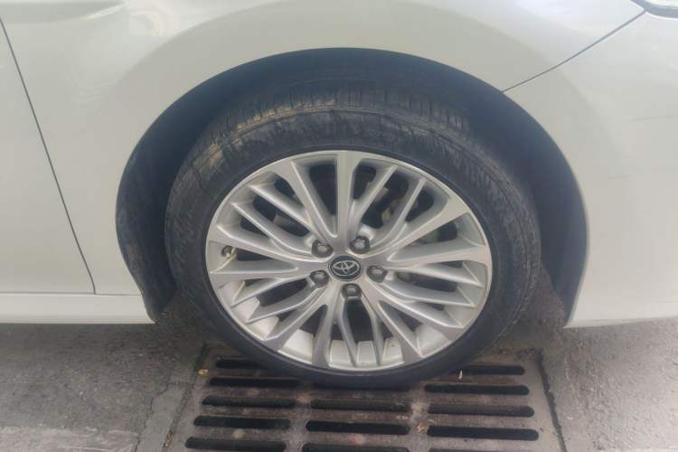 Used Toyota Camry 2018 2.5G Luxury Edition Right Front Wheel Hub