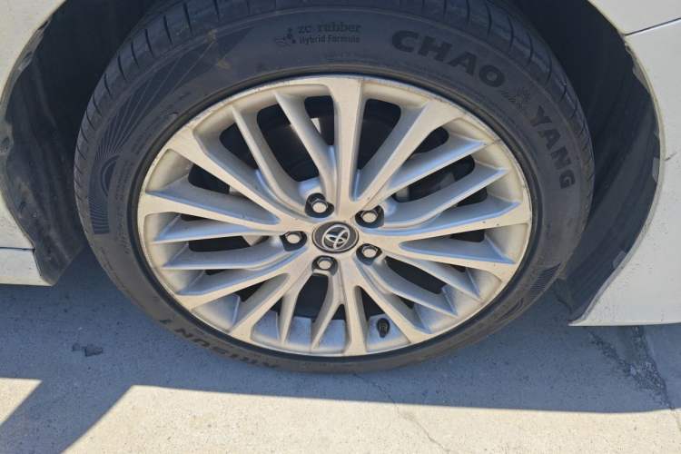 Used Toyota Camry 2018 2.5G Luxury Edition Right Front Wheel Hub