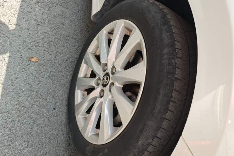Used Toyota Camry 2018 2.0G Luxury Edition Right Front Wheel Hub