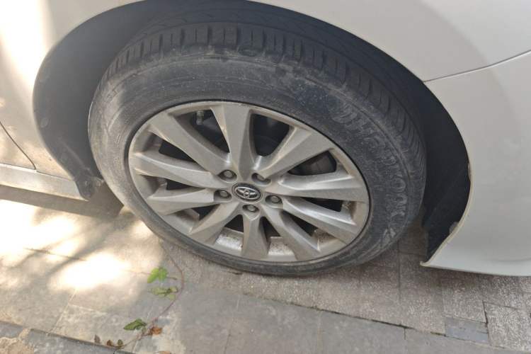 Used Toyota Camry 2018 2.0G Luxury Edition Right Front Wheel Hub