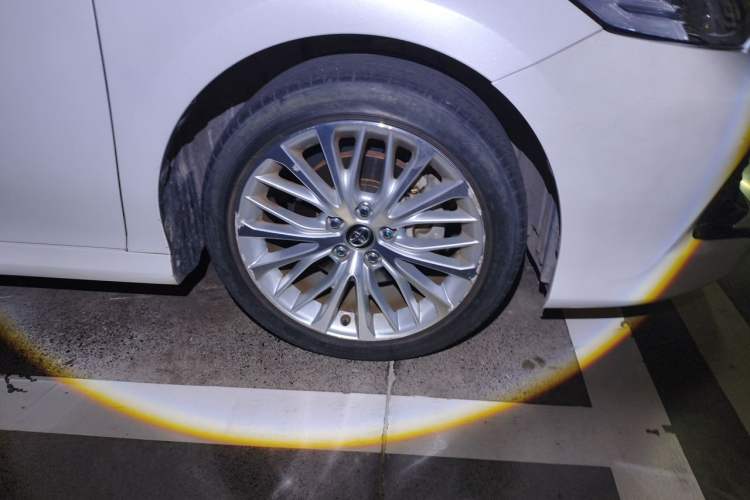 Used Toyota Camry 2018 2.5G Luxury Edition Right Front Wheel Hub