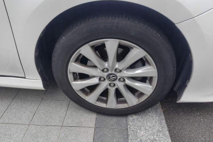 Used Toyota Camry 2018 2.0G Luxury Edition Right Front Wheel Hub