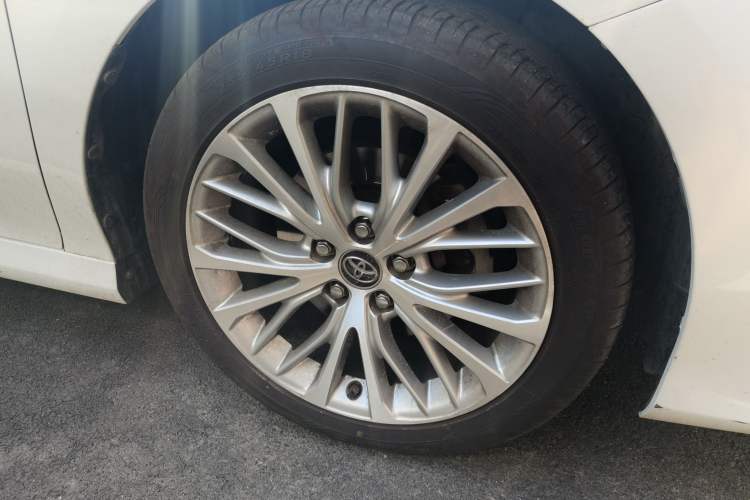 Used Toyota Camry 2018 2.5G Luxury Edition Right Front Wheel Hub