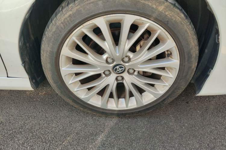 Used Toyota Camry 2018 2.5G Luxury Edition Right Front Wheel Hub