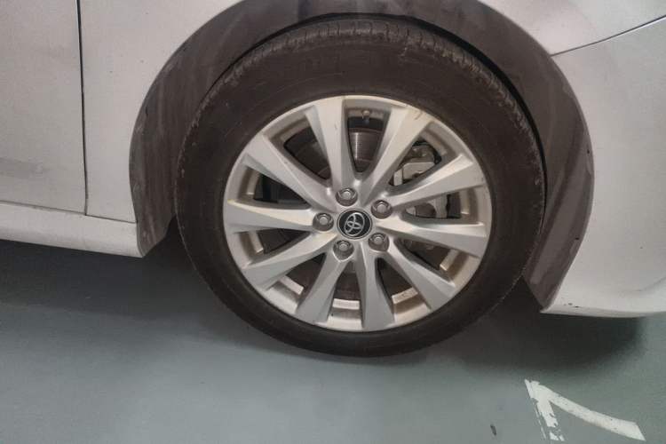 Used Toyota Camry 2018 2.0G Luxury Edition Right Front Wheel Hub