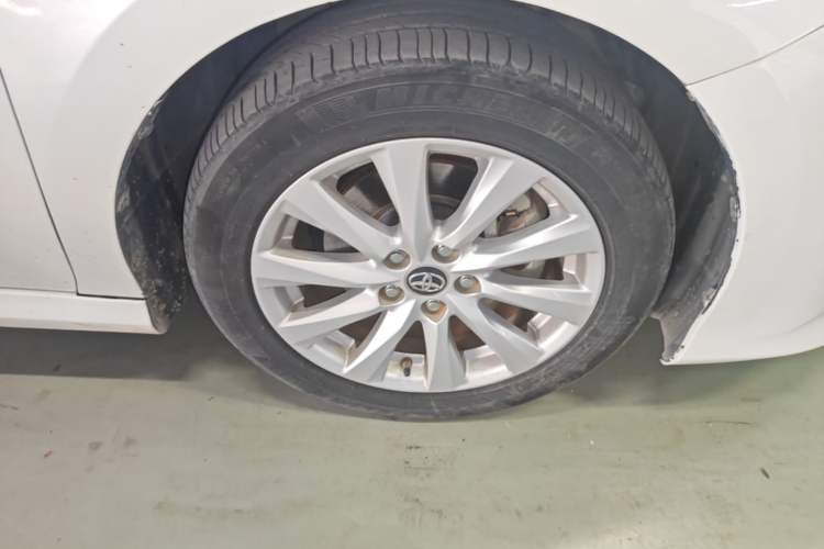 Used Toyota Camry 2018 2.0G Luxury Edition Right Front Wheel Hub
